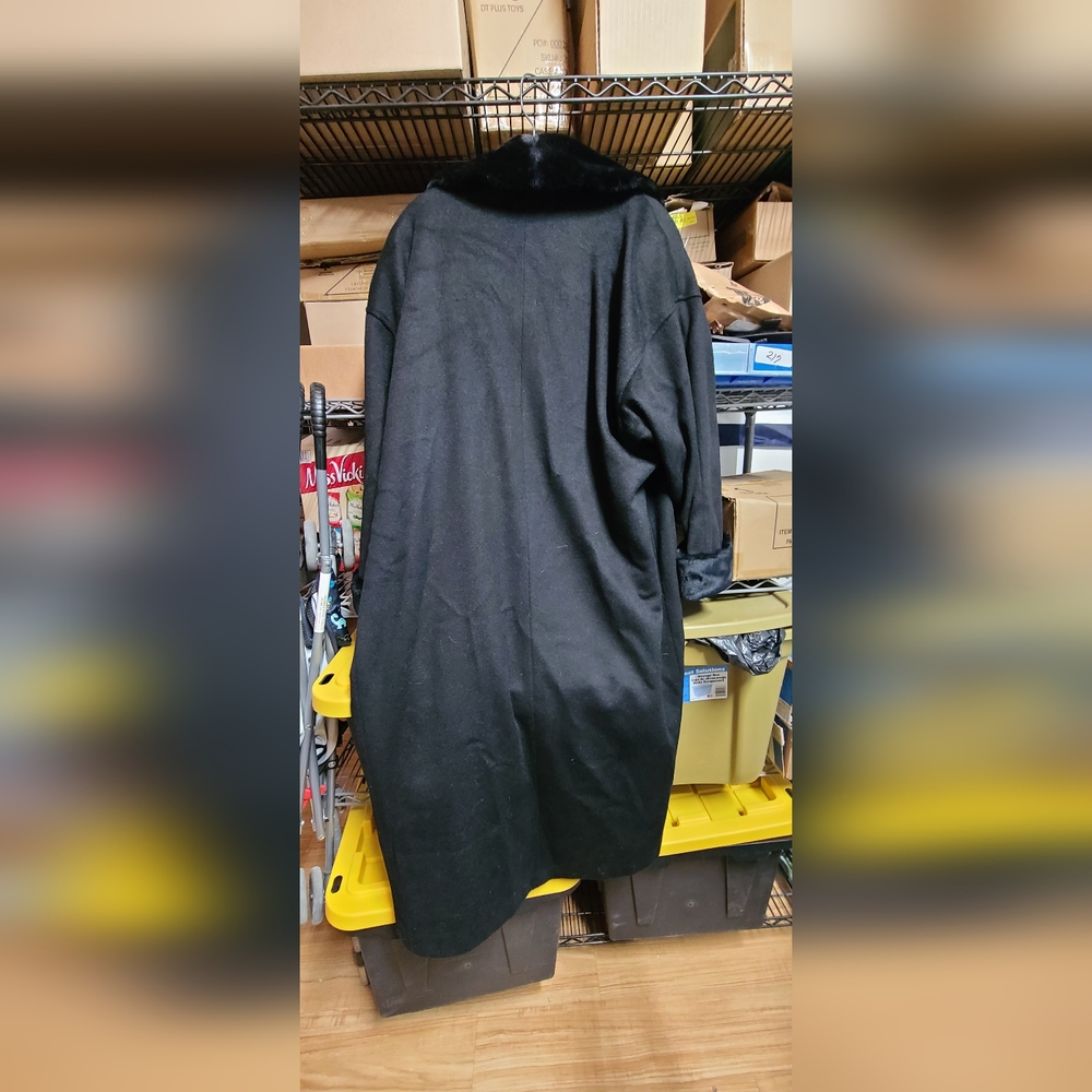 Petty Coat - image 3